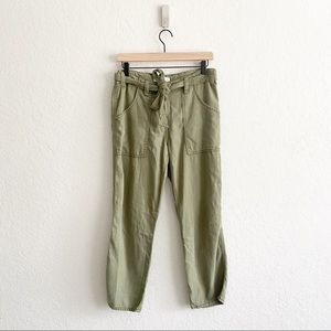 Lola Rae Olive Green Tie Waist Cropped Pants 27